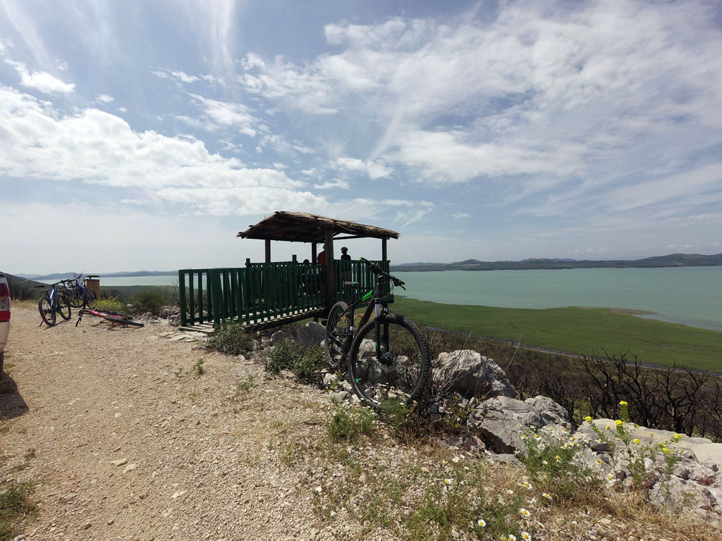 Bike tour - Lake Vrana